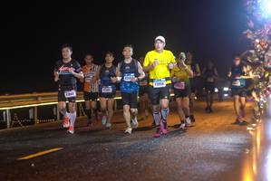 BIB: 4255, 42056, 304
                            <button type="button" onclick="openModal(18279017)" class="btn btn-primary btn-sm float-right btn-popup" data-toggle="modal" data-target=".modal-high-quality">
                        <i class="fas fa-shopping-cart"></i> Add to Cart
                    </button>
                                            <button type="button" onclick="isThisMe(18279017, true)" class="btn btn-success btn-sm float-right btn-popup btn-isme hidden" data-toggle="tooltip" data-placement="bottom" title="นี่คือรูปของคุณใช่ไหม คลิกที่นี่เพื่อเอาเข้าอัลบั้ม">
                        <i class="fas fa-plus"></i> Add to album
                    </button>
                    <button type="button" onclick="isThisMe(18279017, false)" class="btn btn-warning btn-sm float-right btn-popup btn-isnotme hidden">
                        <i class="fas fa-ban"></i> Remove from album
                    </button>